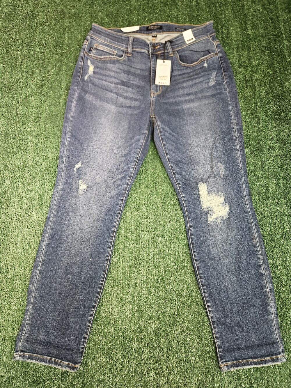 Judy Blue Slim Fit Distressed Dark Wash Jeans JB82204DK Size 14W Womens NWT